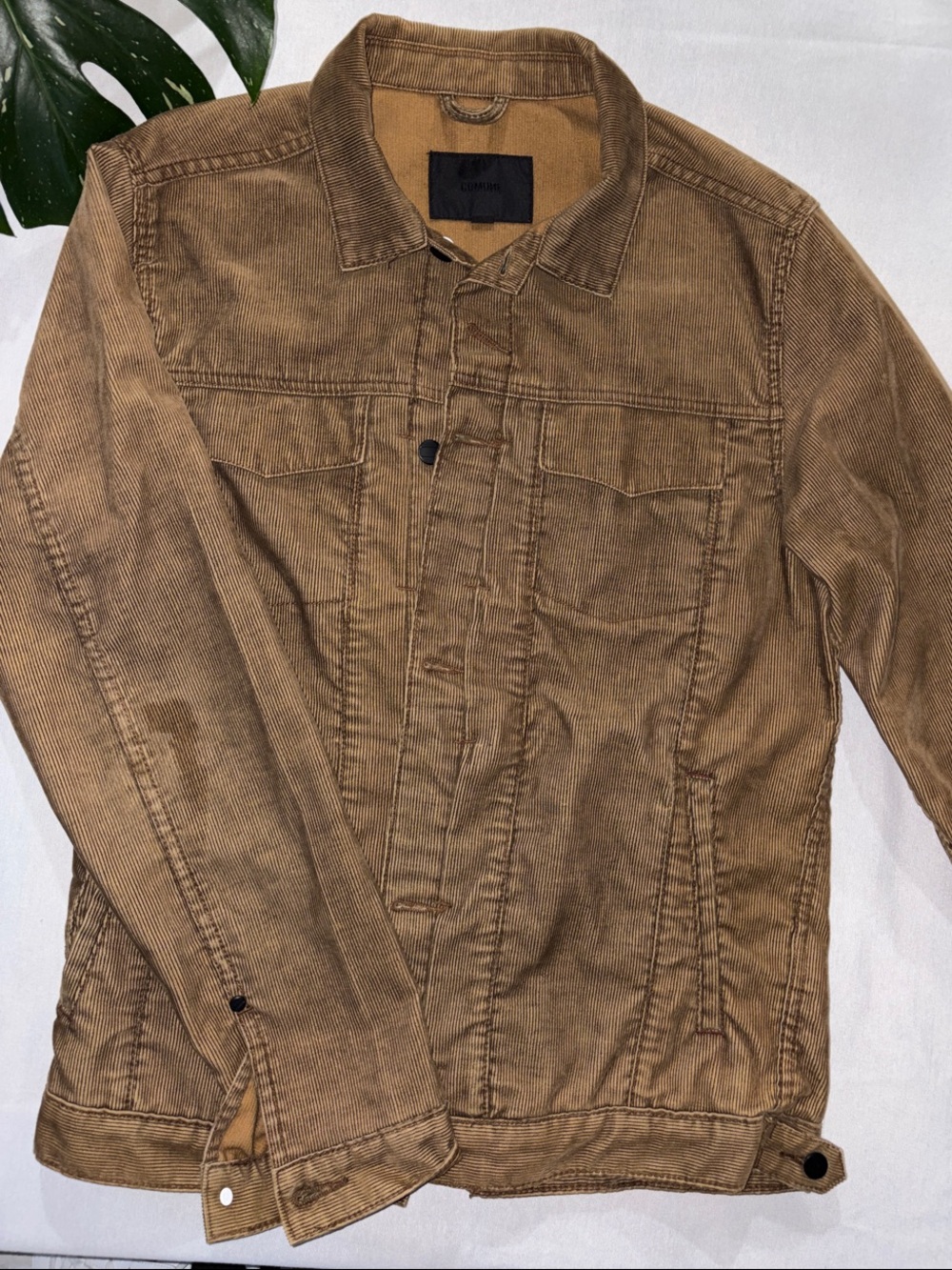 Men's Lightweight Corduroy Shirt Jacket in Brown